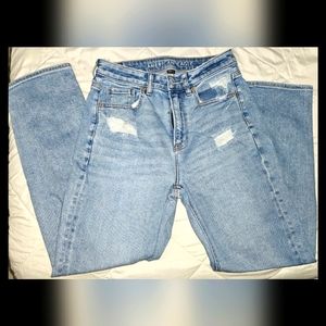 Mom straight jeans, American Eagle, stretch. Size 4 Regular.